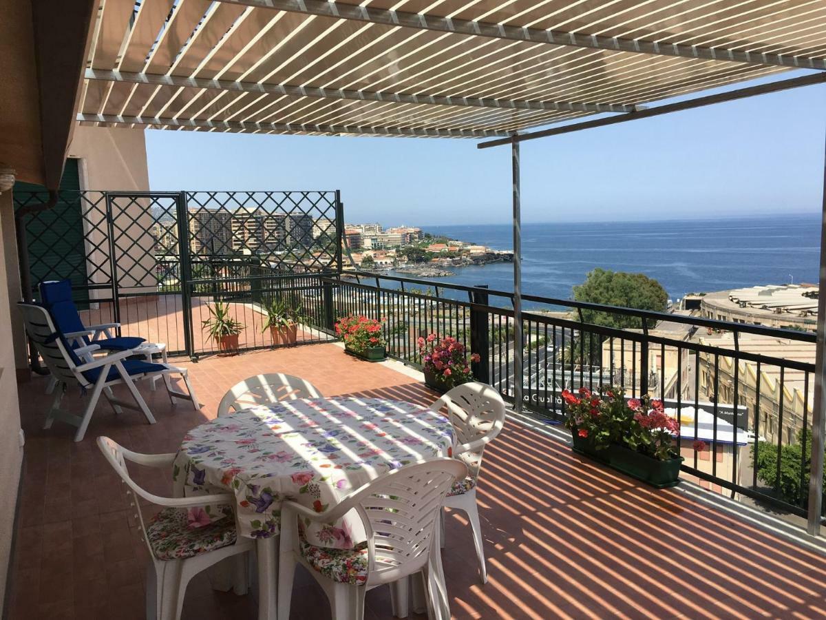 Europa Guest House Катания Екстериор снимка