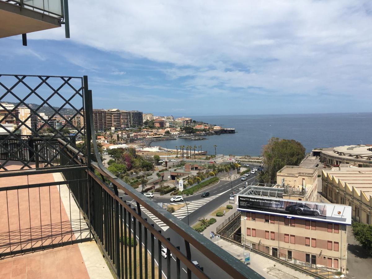 Europa Guest House Катания Екстериор снимка